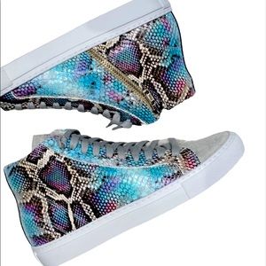 P448 Women's Star High Top Sneakers - Ice Python size 40/9.5-10